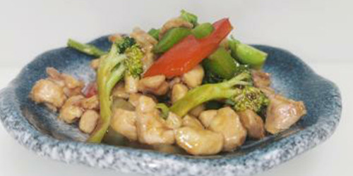 POLLO CON VERDURA AL W OK